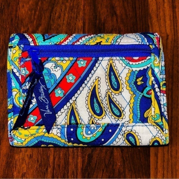 Vera Bradley Marina Paisley Euro Tri Fold Wallet - Picture 3 of 6